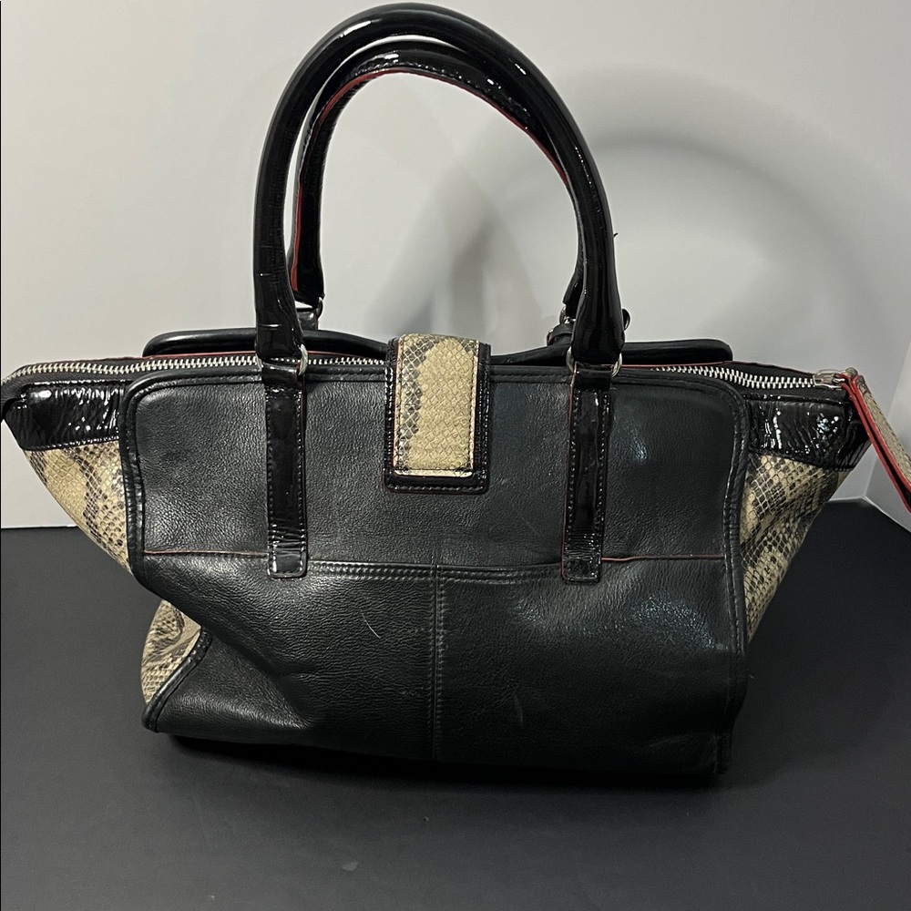 Brighton Black and Tan Leather Satchel - Picture 5 of 11